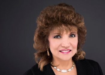 مصرية تتصدر قائمة مجلة "فوربس" الأمريكية.. من هي ليلى بنس؟