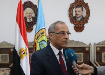 رئيس وكالة الفضاء المصرية: جامعة الأزهر من أعرق الجامعات.. نرحب بالتعاون معها