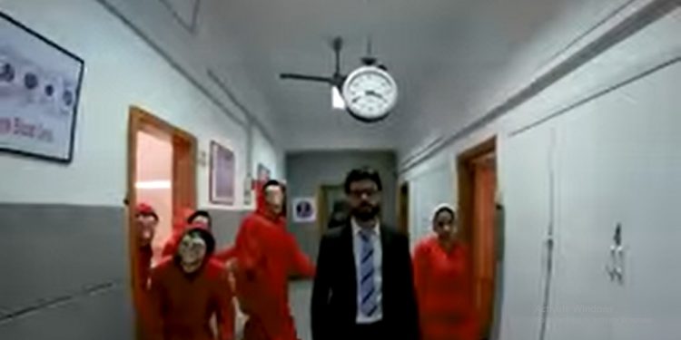 جزء من كليب تخرج دفعة 2019 قصر العينى