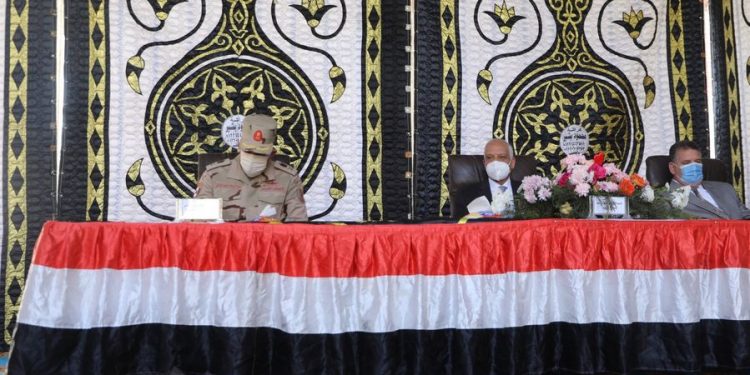 خلال افتتاح مدرسة بالصف.. محافظ الجيزة يعلن انطلاقاً مبادرة رئيس الجمهورية لتطوير الريف المصري