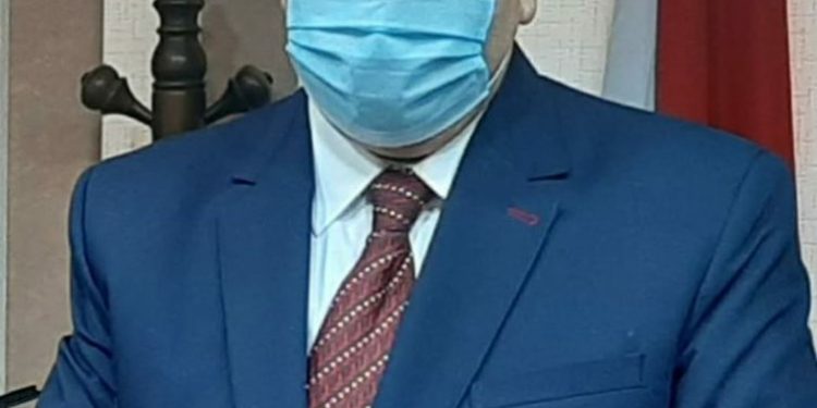 إحالة عدد من الحراس الليلين في المدارس بدمياط للشئون القانونية لهذا السبب