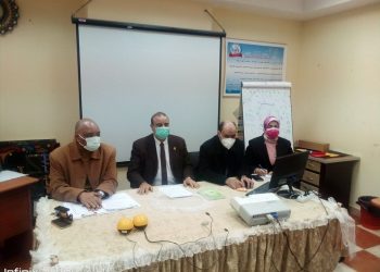 تعليم مطروح: 14 طالب داخل اللجنة وتعقيم مستمر وغرفة عمليات لمتابعة امتحانات منصف العام