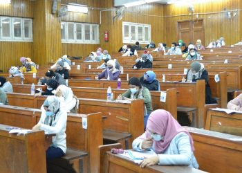 اتحاد طلاب حقوق القاهرة: إعادة الامتحان العام لطلاب مجموعة «ب» الفرقة الأولى بهذه الشروط