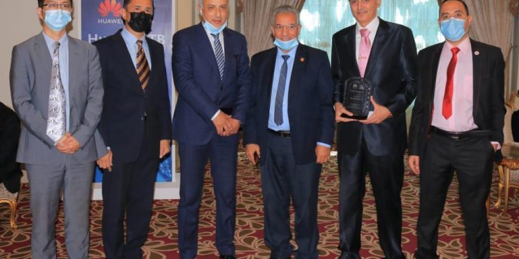 جامعة النهضة تحصد المركز الثاني في مسابقة هواوى