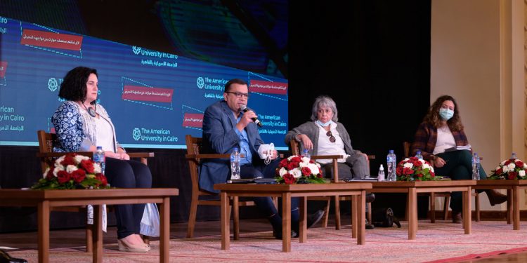 الجامعة الأمريكية بالقاهرة تناقش «كيف نضمن الأمان للمرأة في الأماكن العامة؟»
