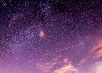 اليوم.. ظاهرة "الضوء البروجي" تزين سماء الوطن العربي