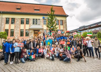 كلية إدارة الأعمال الدولية في المجر تقدم منحة لطلاب الدكتوراه