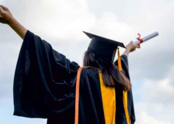 منح الجامعات في 24 ساعة.. أستراليا وفرنسا وأمريكا واليابان يقدمون منح دراسية مختلفة للطلاب