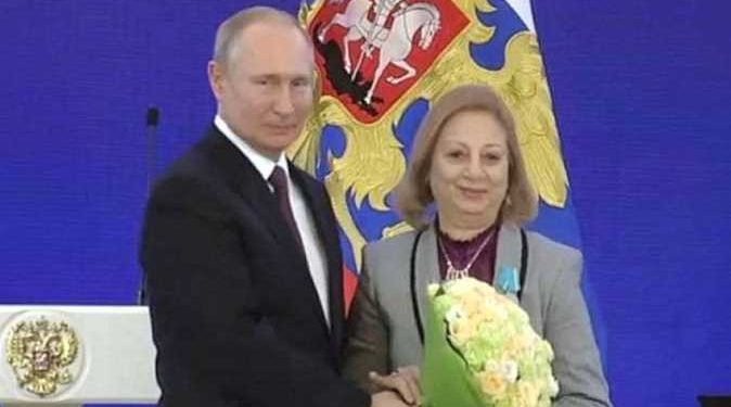 مكارم الغمري.. الحاصلة على وسام بوشكن واختيرت في الموسوعة القومية للشخصيات المصرية