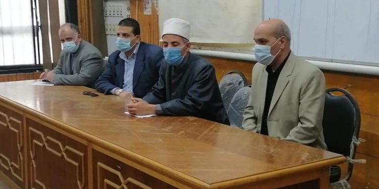 رئيس منطقة القليوبية الأزهرية يعقد اجتماعا لمناقشة آخر استعدادات الامتحانات