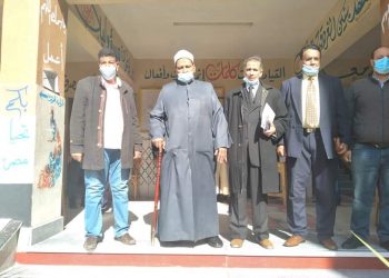 رئيس منطقة البحر الأحمر الأزهرية يتفقد امتحانات الفصل الدراسي الأول