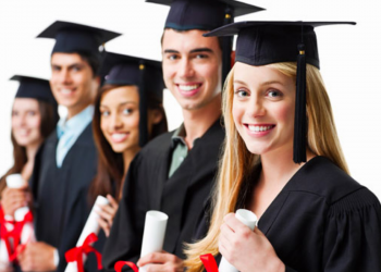 منحة لطلاب الماجستير في جامعة ليدن الهولندية