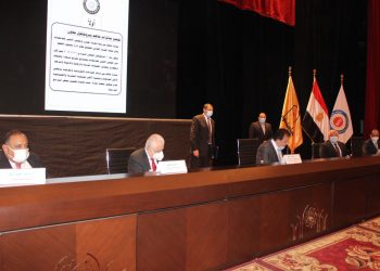 لطلاب الجامعات..6 قرارات للتعليم العالي بشأن استئناف الدراسة