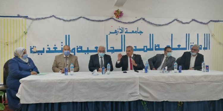 رئيس جامعة الأزهر يتفقد المدن الجامعية للوقوف على جاهزيتها لعودة الطلاب والطالبات غدا