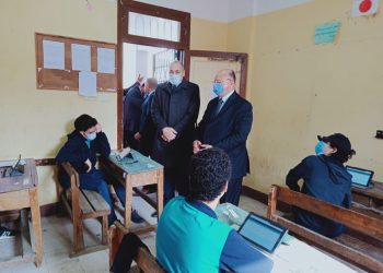 حقيقة توزيع تابلت apple على طلاب أولى ثانوي 2023