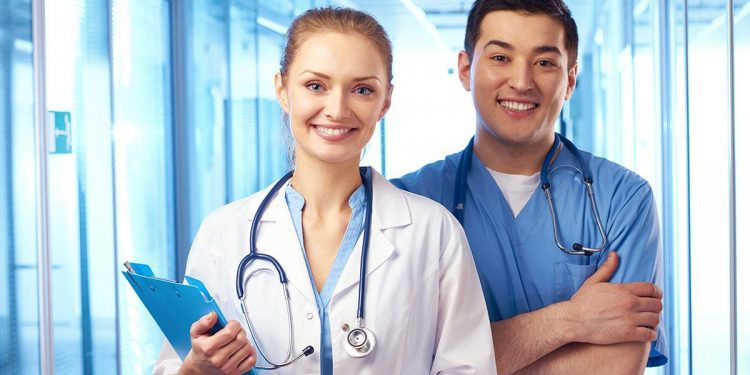 معلومات حول الامتحان القومي لمزاولة مهنة الطب وطريقة التسجيل