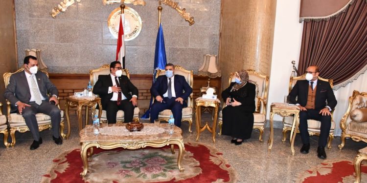 تفاصيل بروتوكول التعاون المشترك بين معهد إعداد القادة بحلوان وجامعة قناة السويس