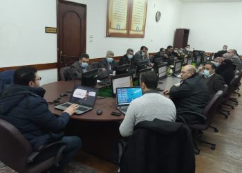 مؤمن يتفقد الدورة التدريبية الثالثة لأعمال الامتحانات الإلكترونية بكلية طب الأزهر بدمياط