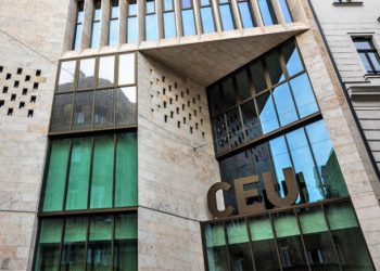جامعة أوروبا الوسطى في المجر تقدم منحة لطلاب الدكتوراه