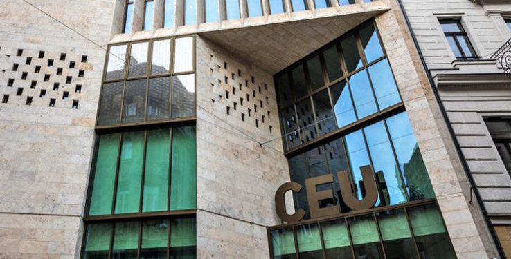 جامعة أوروبا الوسطى في المجر تقدم منحة لطلاب الدكتوراه