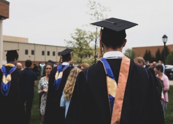 منحة جامعة لينشوبينغ في السويد لطلاب الماجستير 