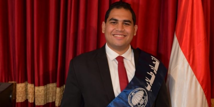 مؤمن أشرف، رئيس اتحاد طلاب جامعة القاهرة