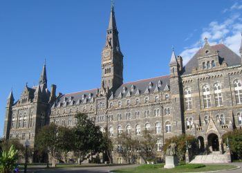 منحة جامعة جورج تاون الأمريكية لطلاب الماجستير