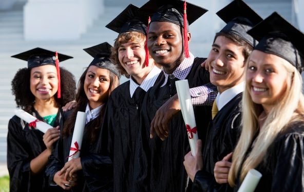 منح الجامعات في 24 ساعة.. أستراليا وفرنسا وأمريكا واليابان يقدمون منح دراسية مختلفة للطلاب