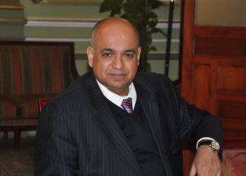 الدكتور عمرو الاتربي، عميد كلية الإدارة والعلوم المالية والاقتصادية ونائب رئيس جامعة بدر للدراسات العليا والعلاقات الدولية