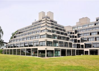 جامعة إيست أنجليا البريطانية تقدم منحة لطلاب البكالوريوس والدراسات العليا