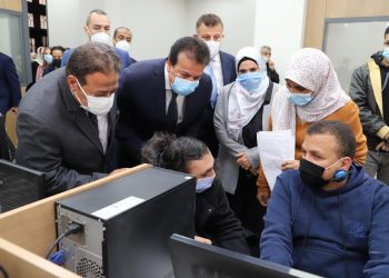 ماذا قال وزير التعليم العالي عن عقد امتحانات الجامعات بنظام الأبحاث؟