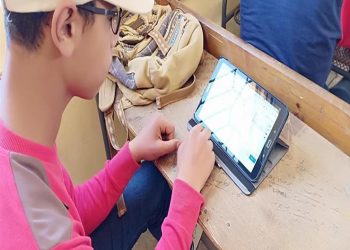 طلاب “المنازل والمؤجلين والراسبين” بين نار عدالة التقييم وجنة وعد الوزير