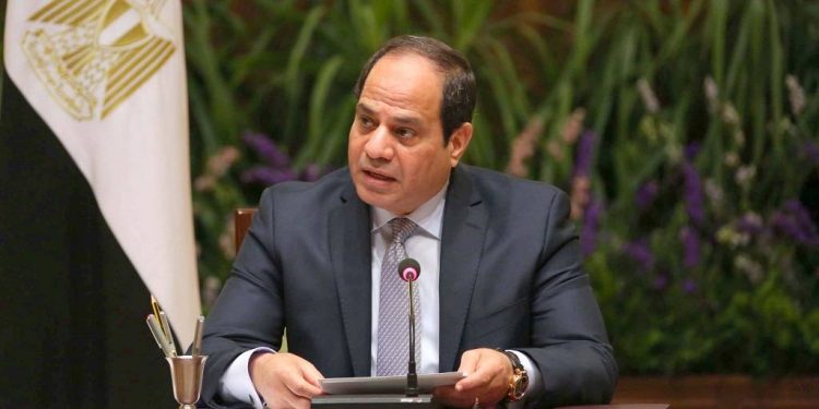 عقب قرارات التعليم.. الطلاب للرئيس السيسي: «نثق بك أيها الزعيم»