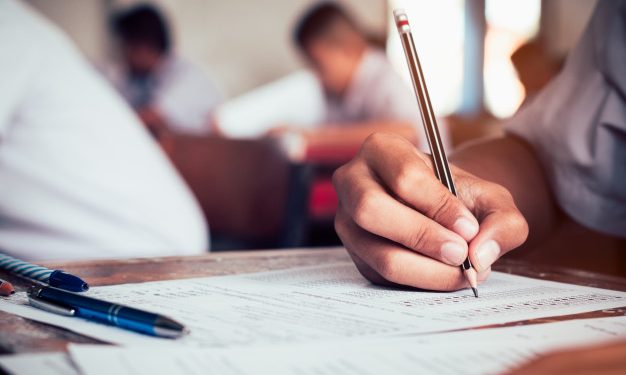 خدمة اجتماعية جامعة حلوان تصدر 7 تعليمات هامة للطلاب بشأن الامتحانات