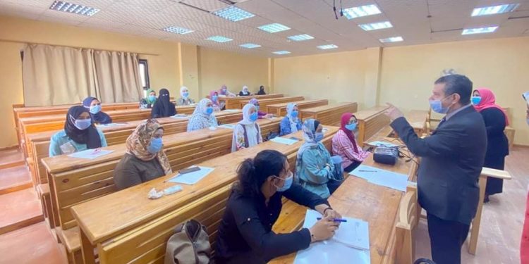 انتظام الدراسة بكليات جامعة مطروح