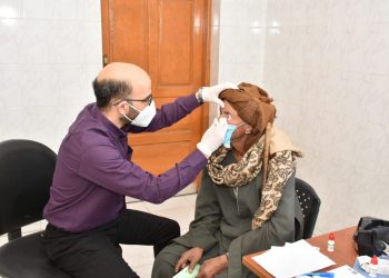 محافظ قنا يشيد بقافلة جامعة عين شمس التنموية الشاملة