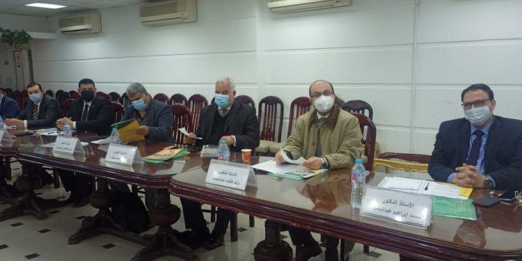 "الجيزاوى" يفتتح برنامج "القيادة والتأثير" لتأهيل الترشح لعمادة الكليات بجامعة بنها|صور