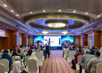 رئيس جامعة أسوان يشهد فعاليات مؤتمر طب الأطفال