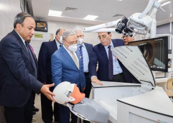 رئيس جامعة طنطا يستعرض آليات التعاون مع جامعة السلام الخاصة