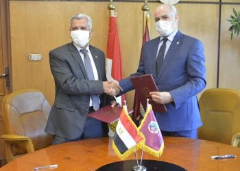 بروتوكول بين جامعة الفيوم وهيئة تنمية الصعيد لخدمة البيئة والمجتمع