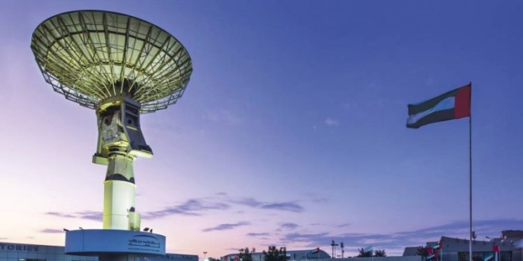 الإمارات تستعد لإطلاق أول قمر صناعي نانومتري بيئي 20 مارس الجاري