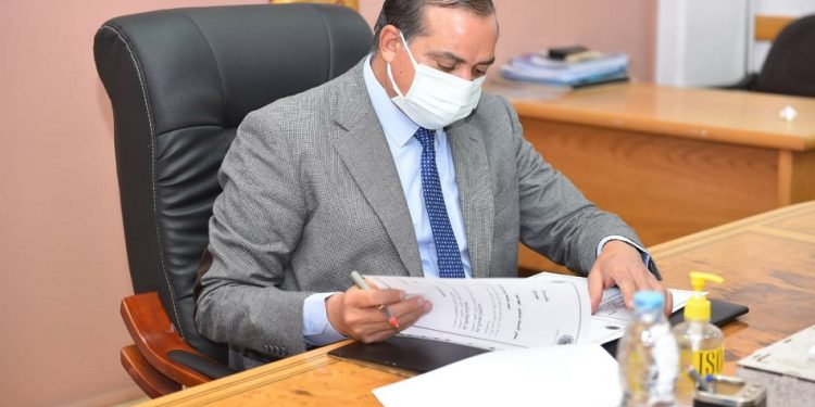 انتهاء قوائم انتظار مرضى حصوات الكلى بمستشفى سوهاج الجامعي