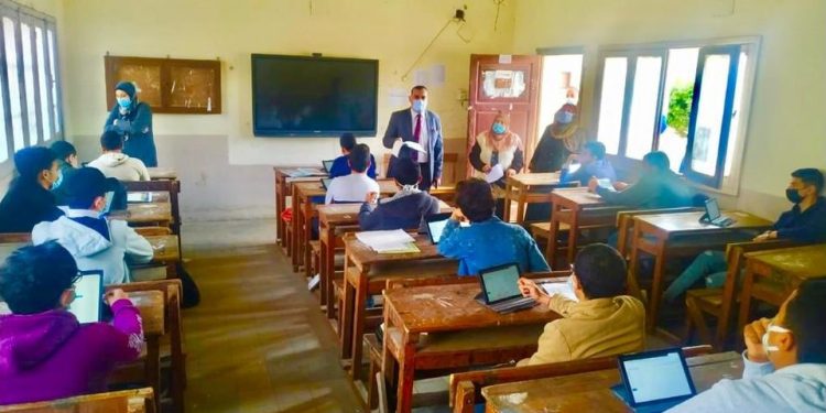 تعليم المنوفية: 99% من طلاب الثانوية أدوا الامتحان الإلكتروني بدون مشاكل فنية