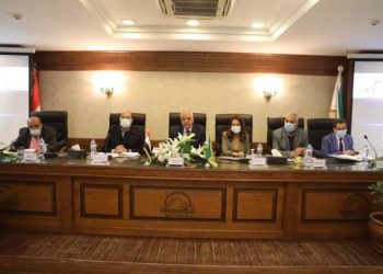 محافظ الجيزة: إطلاق أسماء شهداء الوطن علي المدارس تقديرا لما قدموه من تضحيات 