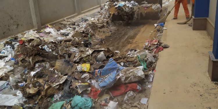 تعليم الغربية: حملة نظافة بمدرسة منير عطية تمهيدا لاستلامها وافتتاحها