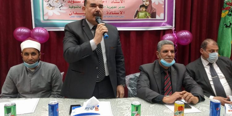 أحمد سويد: الأم المصرية نجحت في تخطي الصعاب وأثبتت قدرتها في خدمة المجتمع 