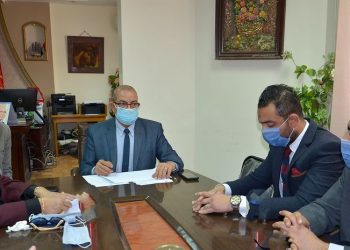 تعليم بورسعيد تناقش تفعيل التعاون المشترك مع أكاديمية العلوم والتكنولوجيا 