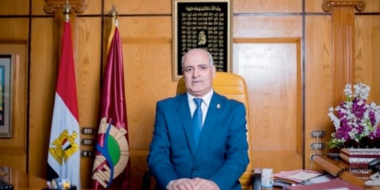 رئيس جامعة الفيوم: توفير لقاح "كورونا" لأعضاء هيئة التدريس وللعاملين