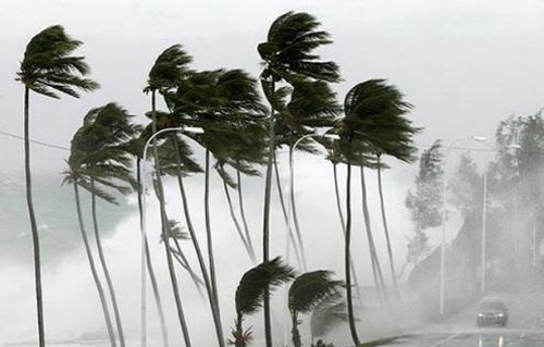 نشاط للرياح واضطراب الملاحة البحرية.. حالة الطقس اليوم الأحد