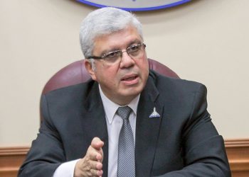 الدكتور أيمن عاشور نائب وزير التعليم العالي لشئون الجامعات